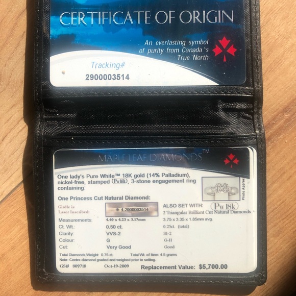 Maple leaf diamond ring 0.75 TCW - Picture 8 of 10